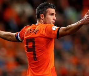 JackeyLove巅峰对决，字母哥与40激战西班牙队分钟，突破纪录胜负难料！-爱游戏大厅